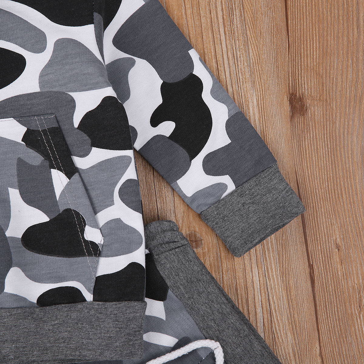 Small And Medium Boys Camouflage Cotton Trousers Long Sleeve Hoodie Two-piece Set Blouse And Pants
