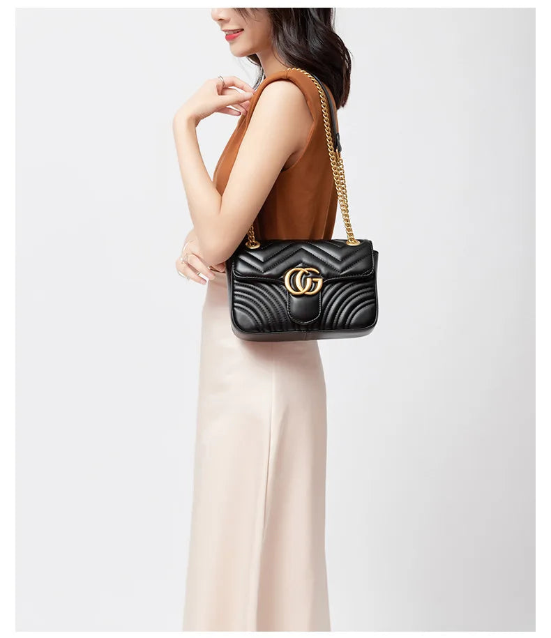 2025 High-end water ripple bag for women, classic chain bag, fashionable checkered heart-shaped women's bag, crossbody bag