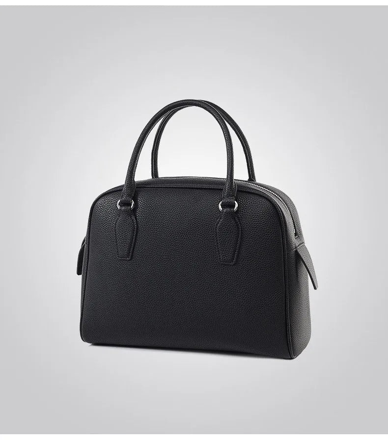 New Women's Handbags, Simple Casual Bags, Large-Capacity Briefcases, Fashionable Commuter Tote Bags, Retro-Style Water-Repellent Bowling Bags