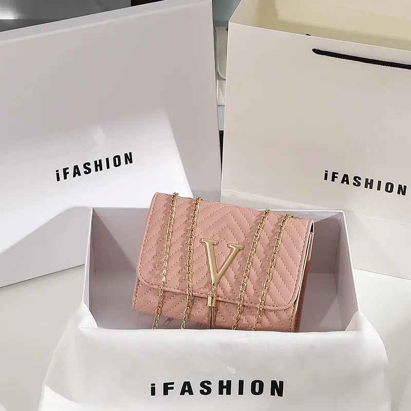 Embroidery Women Crossbody Bag Thread Luxury Handbag Shoulder Bags Brand Sequined Tassel Clutch Small Bag and Purse Party