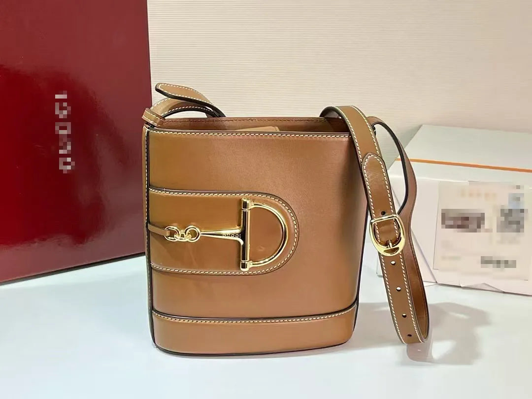 Chic Messenger Bag For Ladies, Popular Classic Elegant Leather Handbags, Designed By Luxury Brand And Famous Designer