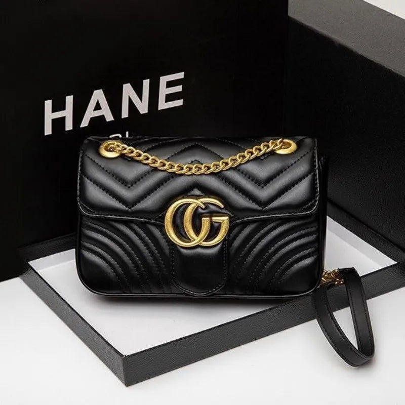 2025 High-end water ripple bag for women, classic chain bag, fashionable checkered heart-shaped women's bag, crossbody bag