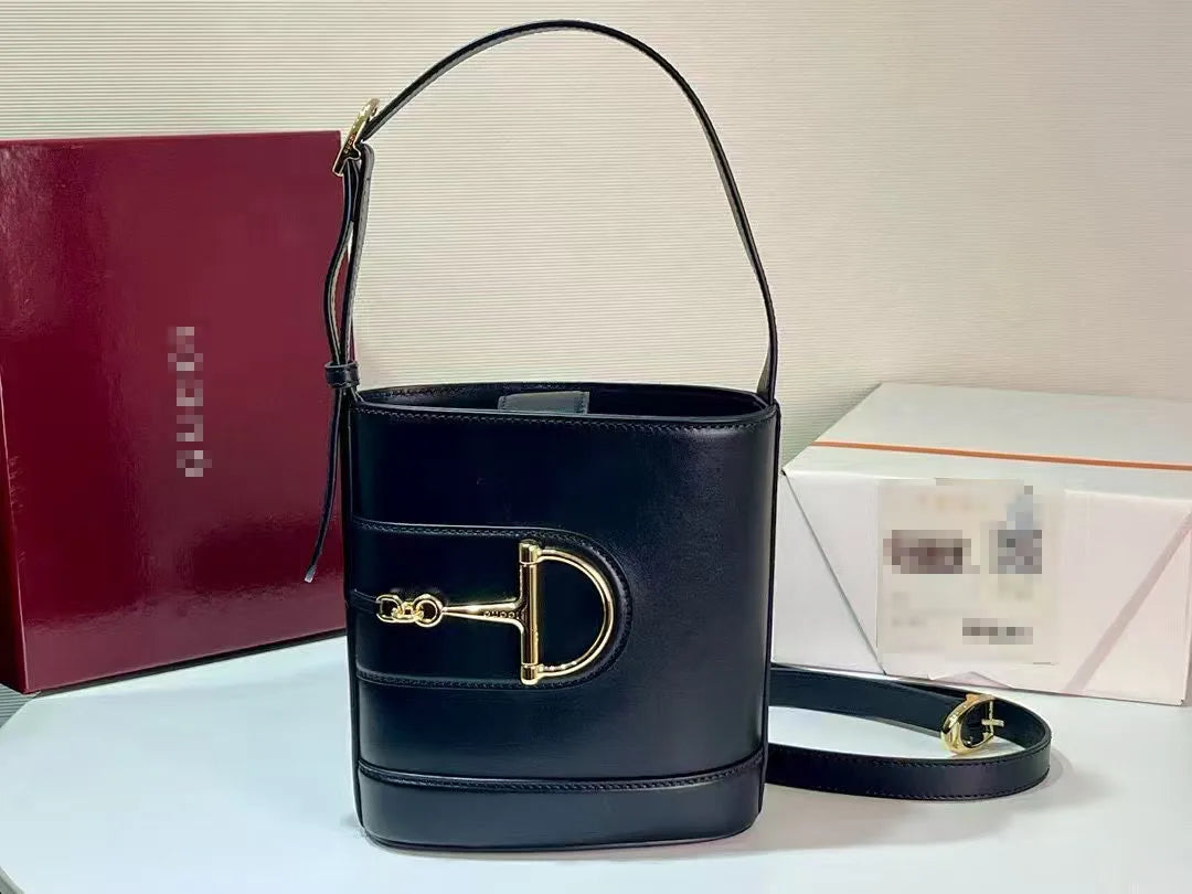 Chic Messenger Bag For Ladies, Popular Classic Elegant Leather Handbags, Designed By Luxury Brand And Famous Designer